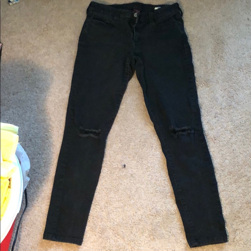 Black cutout jeans